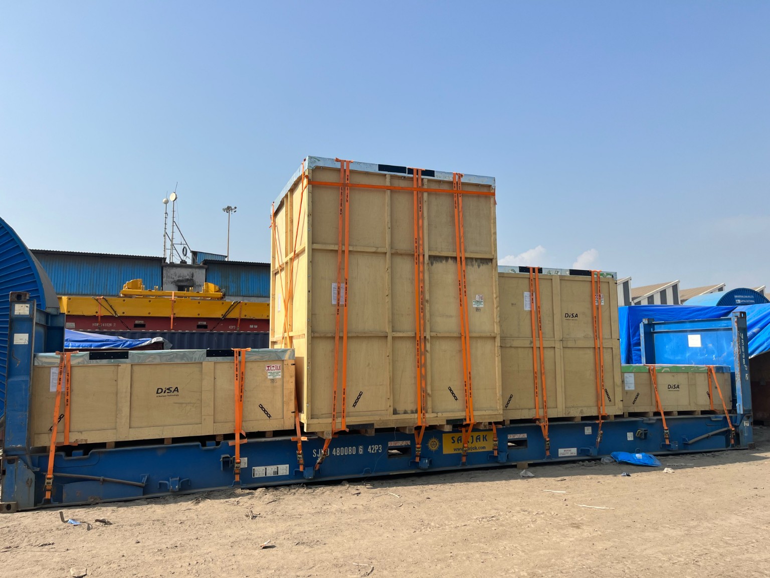 Oversized cargo handling